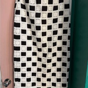 Ann Taylor Black and White Midi Pencil Skirt